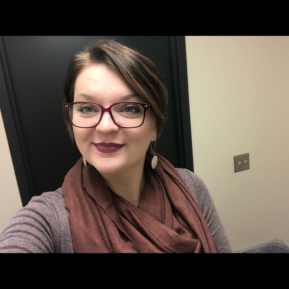 Meet your Posher, Emily